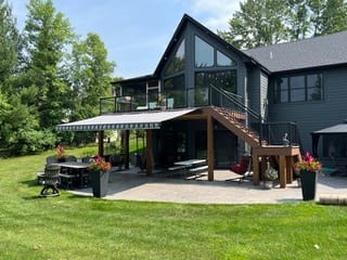 Retractable awning installed by Minnesota Awnings
